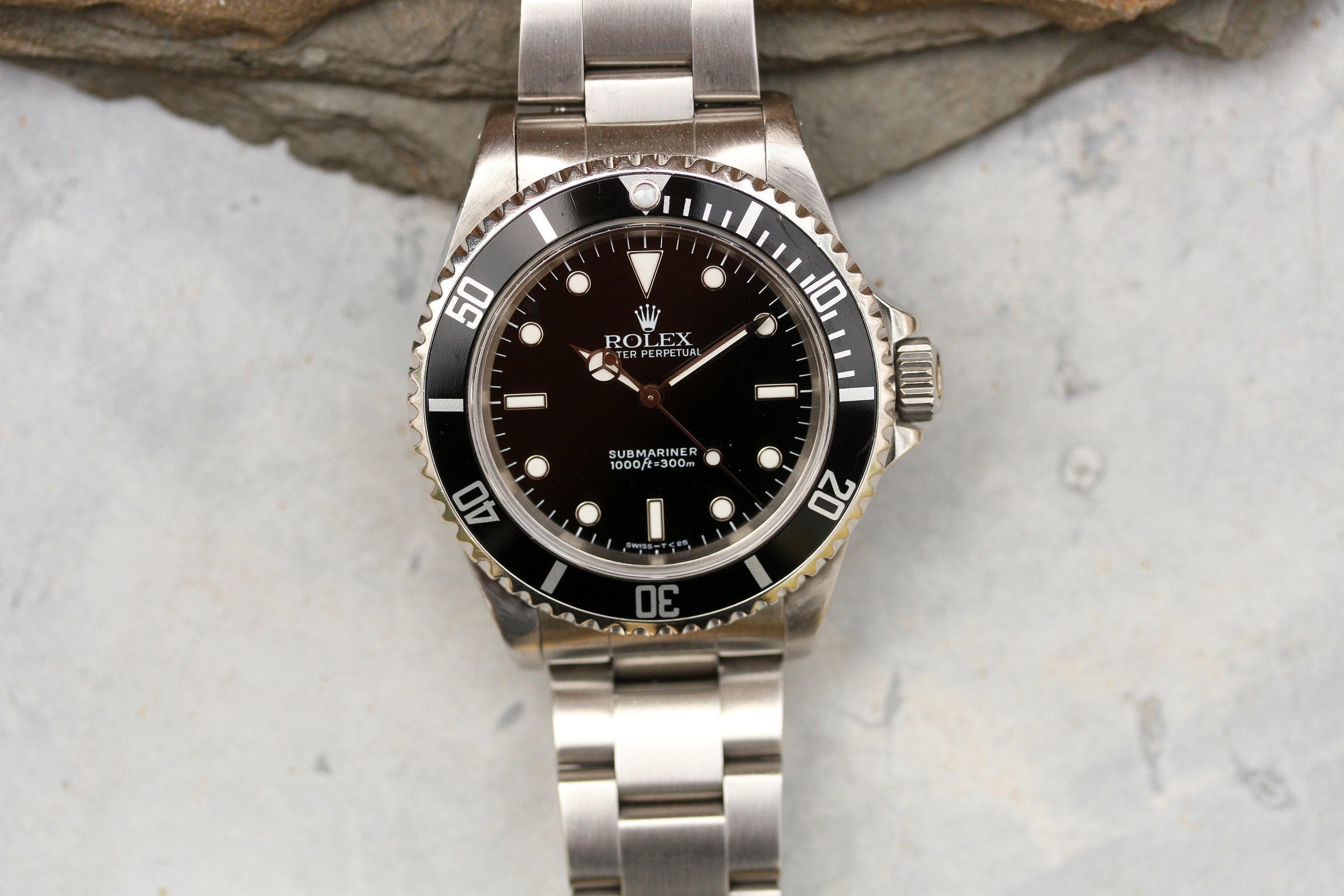 Rund ned licens privilegeret 1996 Rolex Submariner ref. 14060 "Tritium Dial, Cream Patina" - Lunar  Oyster - Buying and Selling