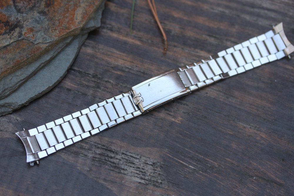Cool Bracelet for your vintage Omega Speedmaster - The Dive Watch Connection