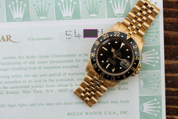 1978 Rolex GMT-Master ref. 1675/8 with Papers, Solid Gold, Black Nipple Dial - Image 15