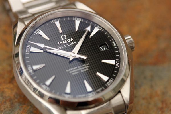 omega aqua terra 41.5 mm