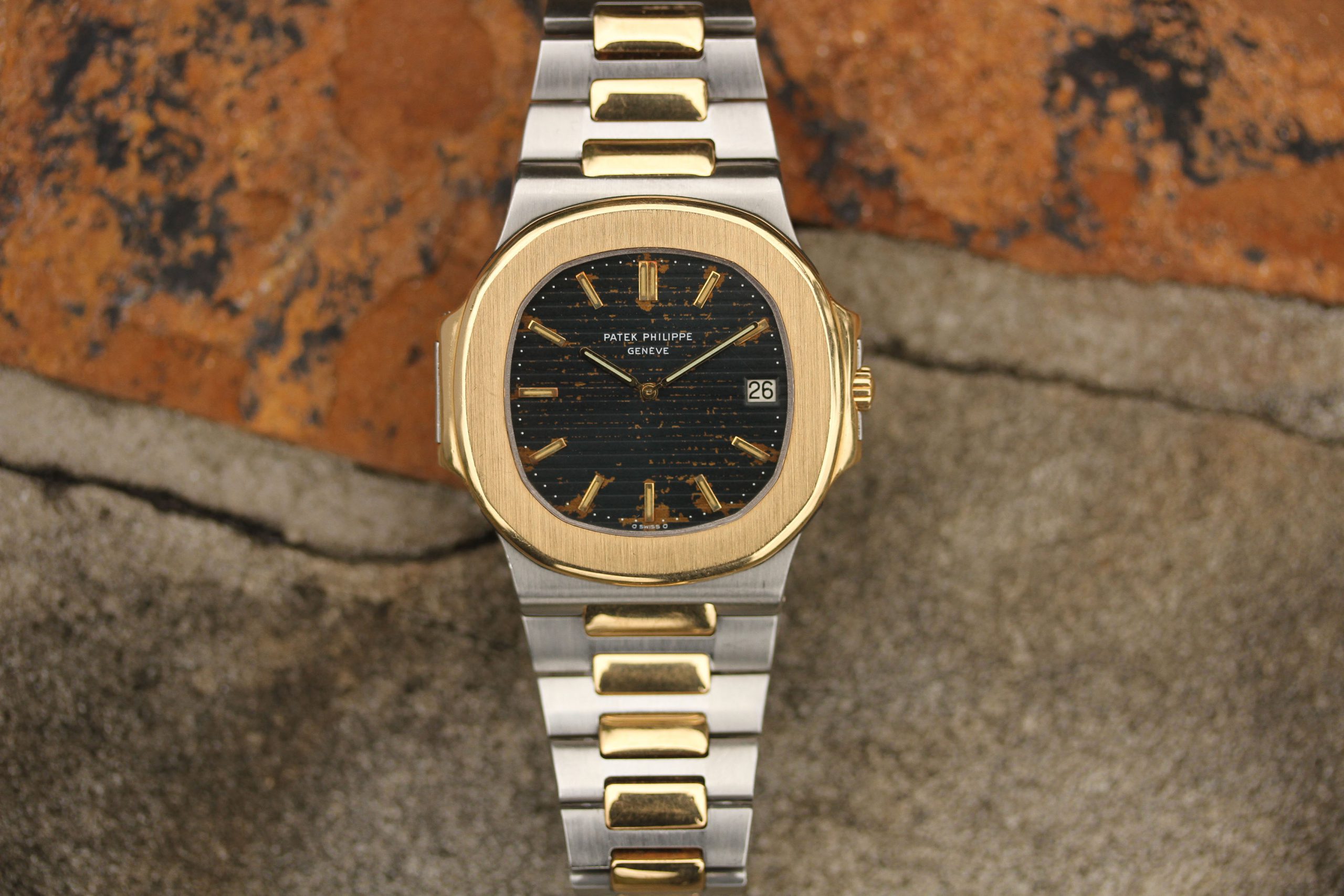 Two tone patek philippe nautilus sale