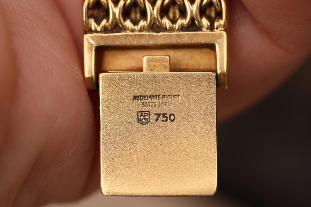 2I1A4981