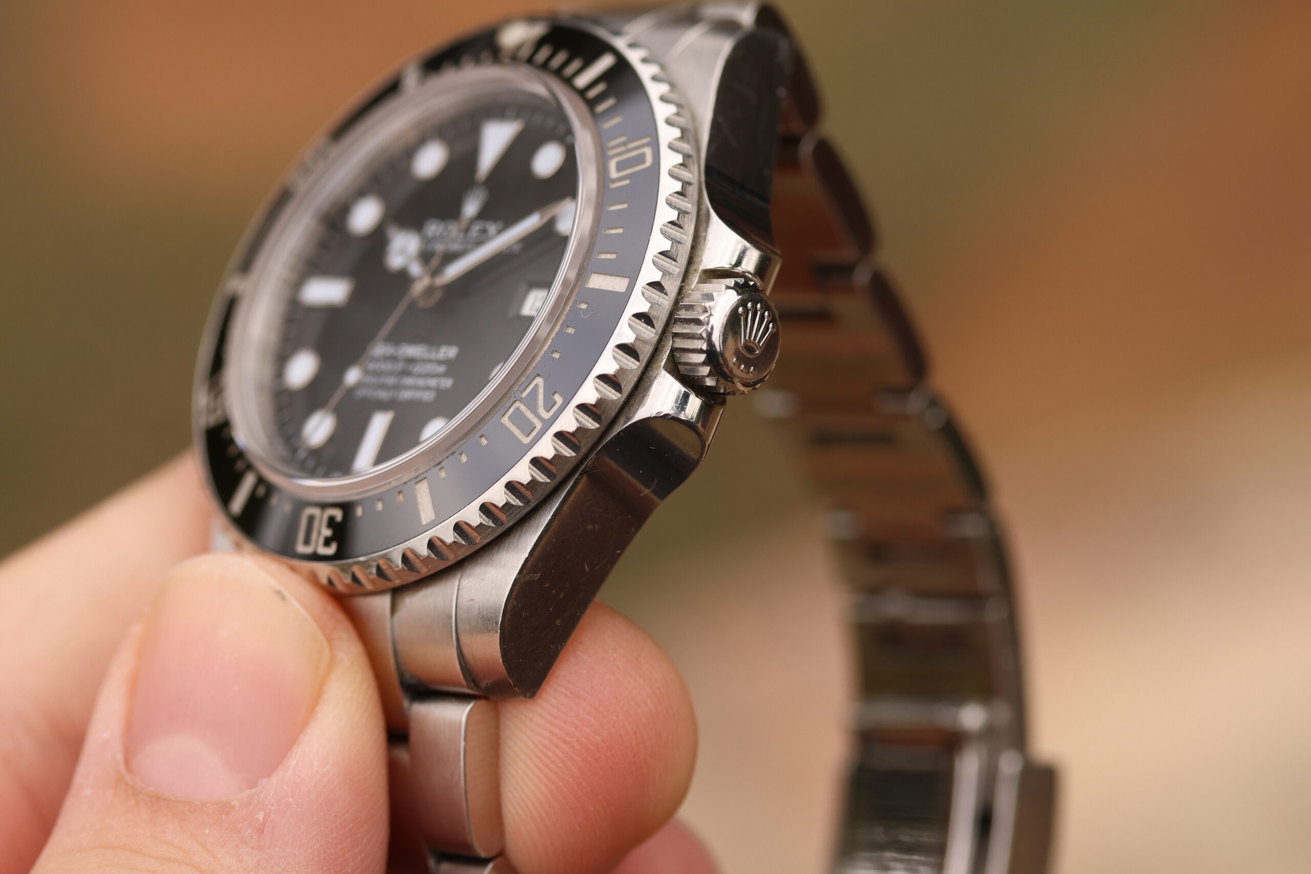 ムーン・デラックス Rolex Sea-Dweller SD4K ref. 116600 “40mm” – Lunar Oyster – Buying