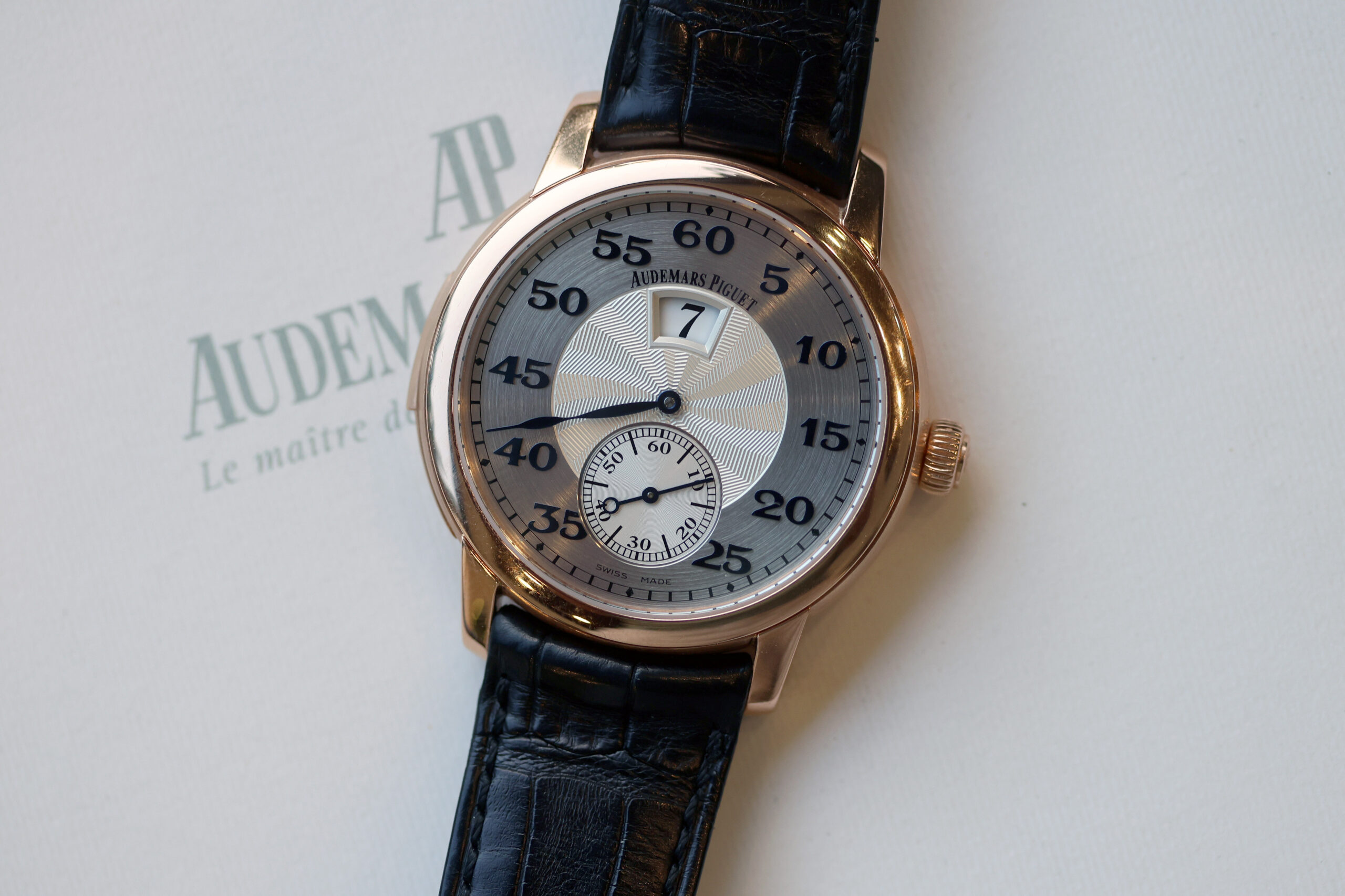 AP Jules Audemars ref. 26151OR “Jump Hour Minute Repeater” – Lunar